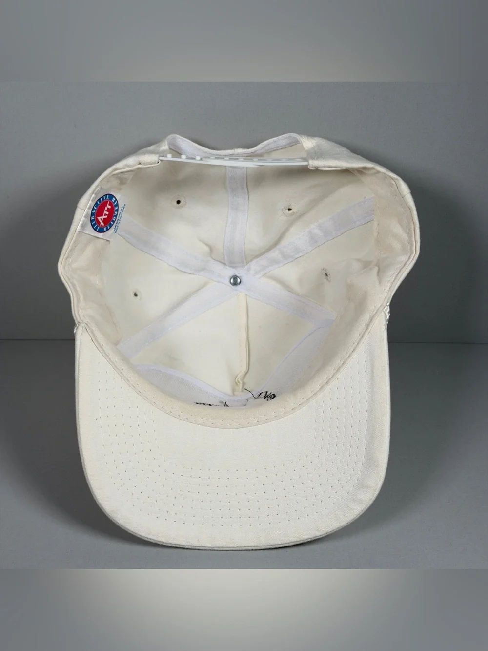 Attractive Headwear 🤩 this